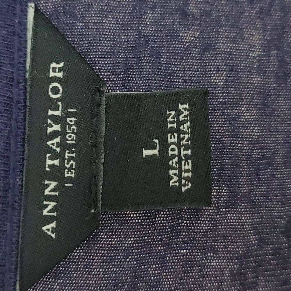 Sweater - Picture 3 of 5